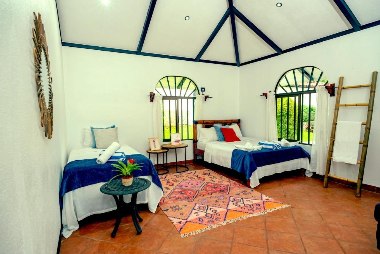 The Scarlet Villas Ojochal Extérieur photo