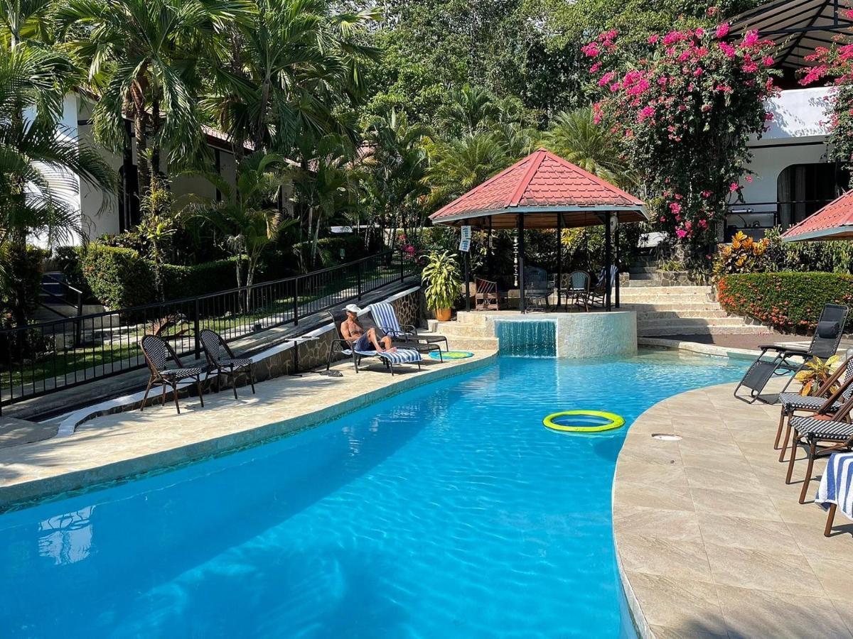 The Scarlet Villas Ojochal Extérieur photo